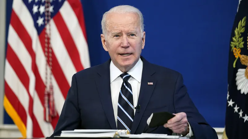 Joe Biden crede că Putin va „avansa" în Ucraina și avertizează Rusia că va suporta costuri enorme/FOTO: NYPost.com