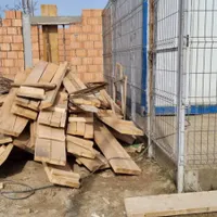 Cum și-a asigurat un constructor curent „gratis” pe șantier: A tras cablu de la pompele localității. - Foto: monitorulbt.ro