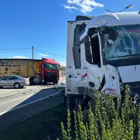 Accident grav cu 4 victime în Turda, după ce două TIR-uri și două autoturisme s-au ciocnit violent - Foto: ISU Cluj