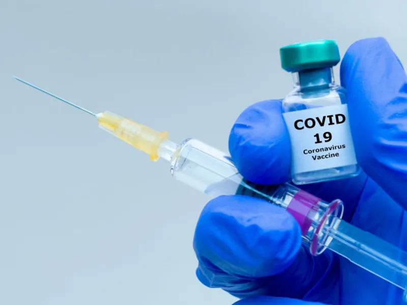 Procentul cazurilor de COVID în rândul persoanelor vaccinate: 0,008%. / Foto: digi24.ro