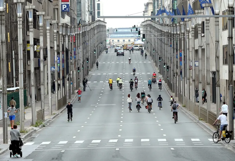 Măsuri drastice pentru penurie de carburanți amintesc de lockdown din criza Covid - Foto: Profimedia Images (imagine cu rol ilustrativ)