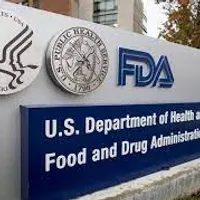 Vaccinul anti-COVID Pfizer, autorizat complet de FDA (SUA)/FOTO: pbs.org