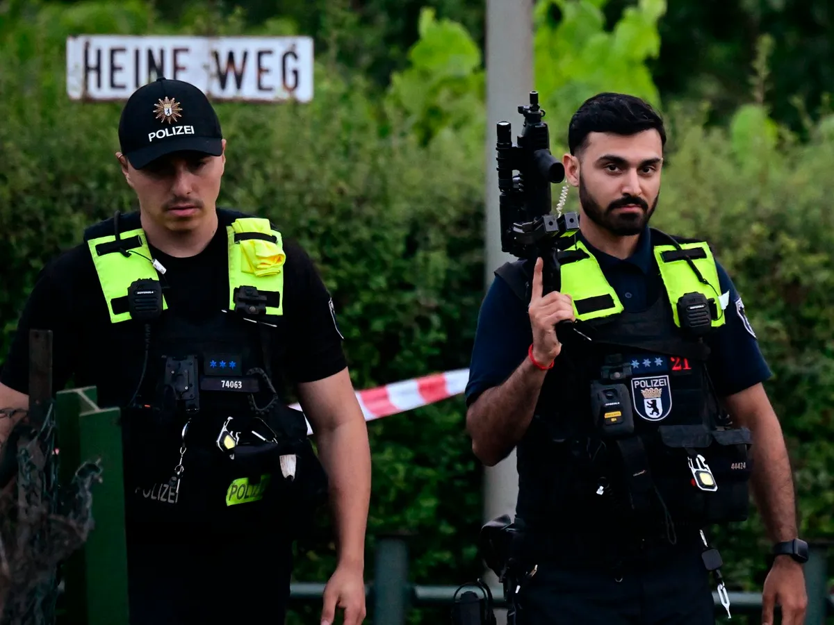 Agenții ruși au plasat armament pe teritoriul aliaților. Germania le caută depozitele secrete - Foto: Profimedia Images (imagine cu  rol ilustrativ)