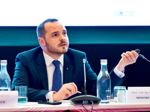 Un spital din România întârzie să fie construit din cauza a trei nuci. Nu se pot tăia - Foto: Profimedia Images (imagine cu rol ilustrativ)