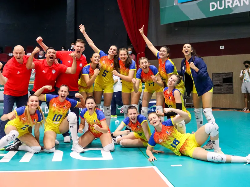 Naţionala feminină de volei a bătut Ungaria și s-a calificat în semifinalele Golden League. / Foto: Federatia Romana de Volei, Facebook