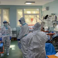 Românii bolnavi refuză să fie transferați la spitalele din străinătate. Se tem ca vor muri de foame/FOTO: Facebook/RoVaccinare
