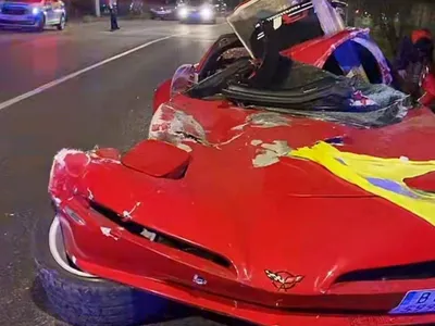 „Lightning McQueen” de România, un Chevrolet Corvette - Foto: Facebook/Ana-Maria Carmen