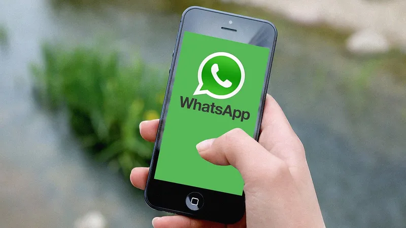 Nouă escrocherie pe WhatsApp. Băncile avertizează: „Aici clienții își pierd toți banii” - Foto: Pixabay.com (rol ilistrativ)