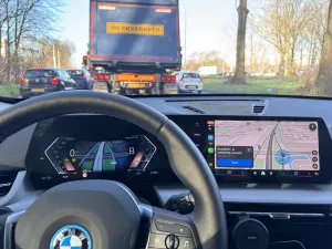 Nou funcție utilă, pentru șoferii care folosesc Waze. Doar posesorii de 4 mărci de mașini au acces - Foto: reddit.com