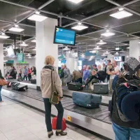 Circa 100 de pasageri Lufthansa, fără bagaje pe Aeroportul Sibiu. Nu au putut fi descărcărcate - Foto: Profimedia Images - Imagine cu rol ilustrativ