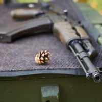 O armă de asalt pregătită la Cugir poate pensiona AKM. Norme NATO, 600 de gloanțe trase pe minut - FOTO: Profimedia Images