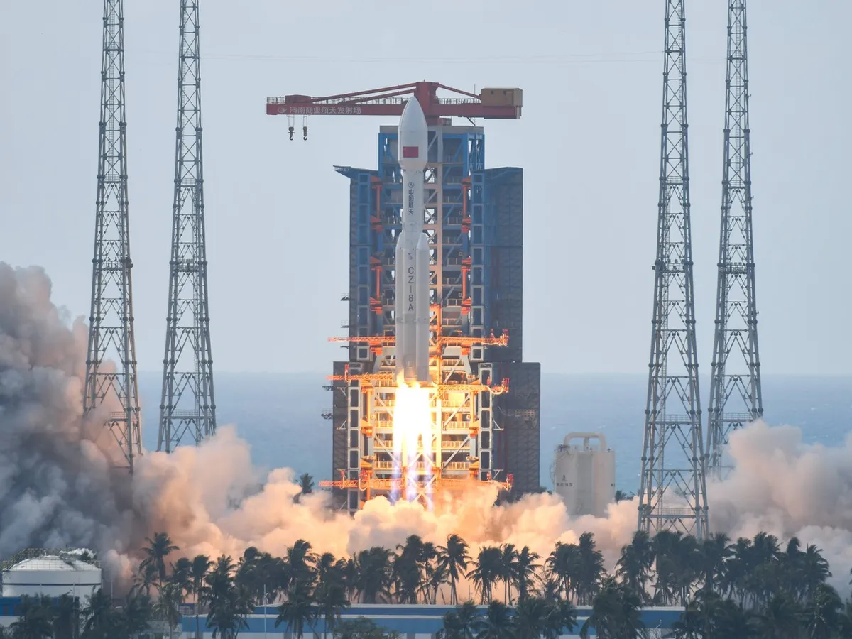 Portavionul spațial al Chinei ar fi lansat pe orbită de o rachetă imensă - Foto: Profimedia Images (imiagine cu rol ilustrativ)