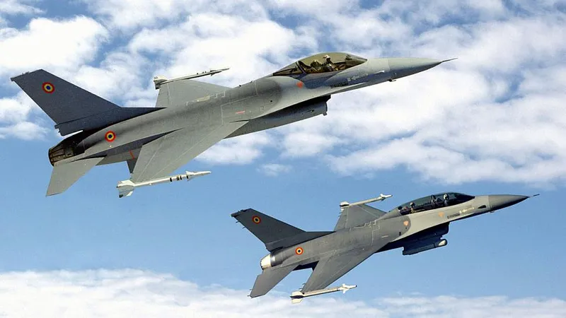 F-16 Fighting Falcon Foto: f16.net