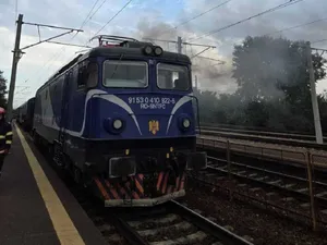 Incendiu la locomotiva unui tren în Gara Palas - Foto: news.ro