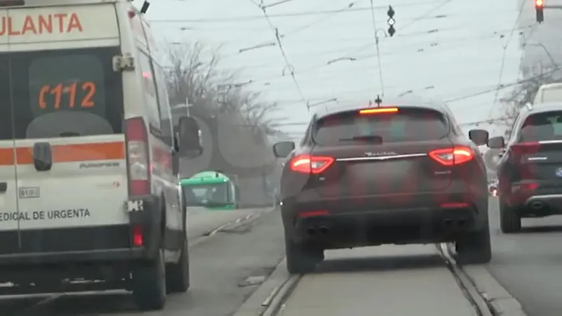 Cu inel cu diamante și Maserati, Cristina Spătar se ia la întrecere cu o ambulanță în trafic. / Foto: captură video