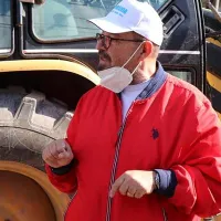 Primarul Piedone Popescu și-a luat mai multe permise de conducere la fabrica din Argeș Foto: Facebook