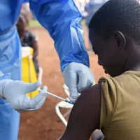 Vaccinare, Congo / https://www.cfr.org/blog