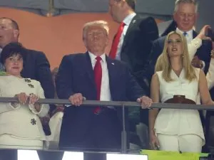 Donald Trump, scos din sărite de finala Super Bowl: ”A cui a fost ideea?”