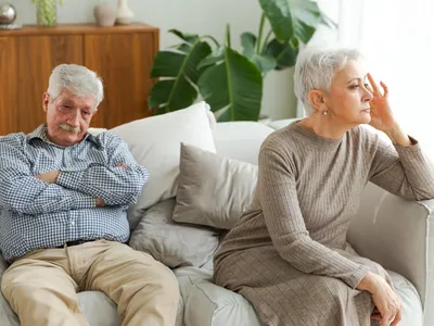 Pensionari supărați la pensie - Foto: Freepik