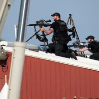 Atacatorul care l-a împușcat pe Donald Trump de la peste 100 metri a fost identificat. Are 20 de ani - Foto: Profimedia Images - Imagine cu rol ilustrativ