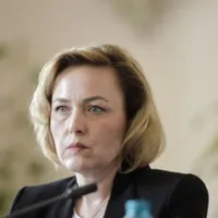 Carmen Dan, ministrul de Interne, a reacționat la cazul Emiliei Șercan, amenințată cu moartea