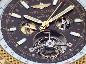 Ceas Breitling Mulliner Tourbillon, făcut special pentru Bentley Motors