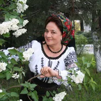 Laura Lavric i-ar fi dat o palmă unui alt solist, la o nuntă. A fost deschis dosar penal - Foto: Facebook / Laura Lavric