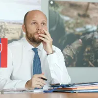 Ministrul apărării din Slovacia bănuiește că a fost atacat de hackeri ruși/Facebook