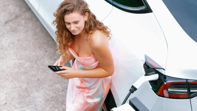 Cele mai eficiente mașini electrice, testate la 130 km/h pe autostradă. Nu multe merg peste 300 km - Foto: Freepik (Imagine cu rol ilustrativ)