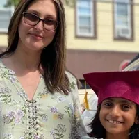 Sorina și Ramona Săcărin. Imagine transmisă Newsweek România de către familia Săcărin, publicată cu acordul acesteia.