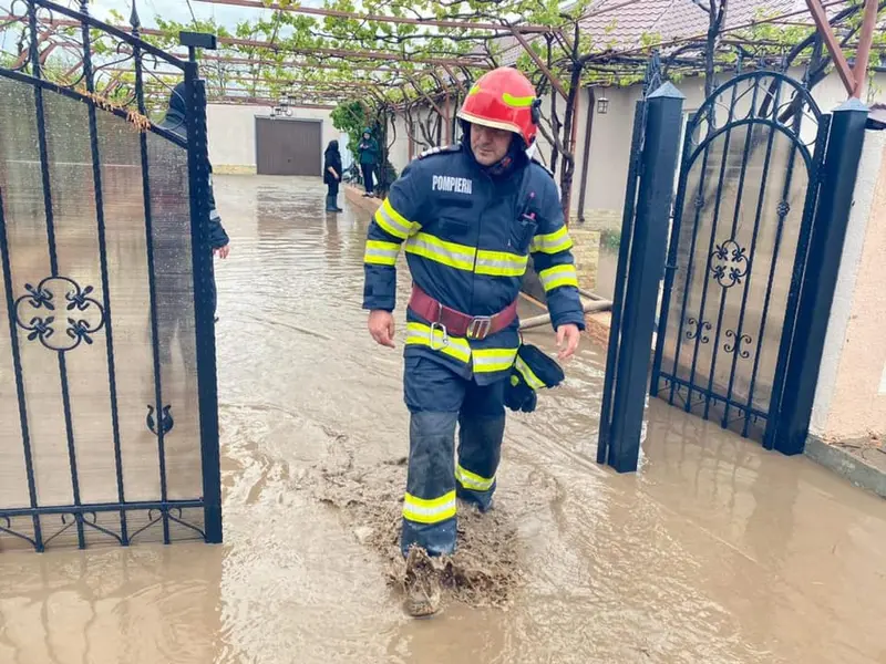 România sub ape / Foto: Departamentul pentru Situaţii de Urgenţă, Facebook