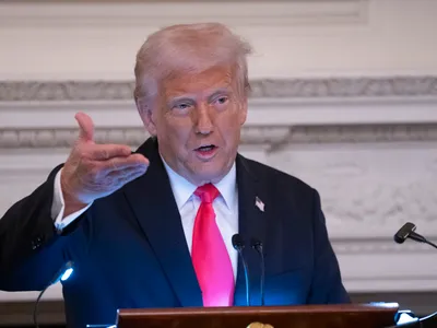 Trump vorbește iar "putineza": Zelenski a furat alegerile în 2020 și a pornit războiul contra Rusiei - Foto: Profimedia images