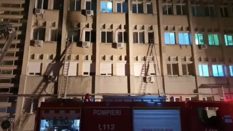 Incendiul de la Piatra Neamț/FOTO: youtube.com
