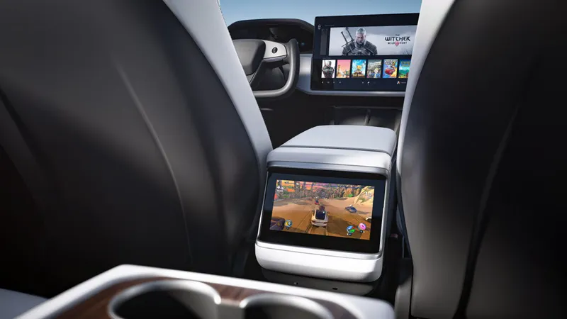 Tesla Model S Praid