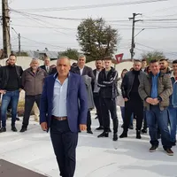 Alecu Ionel (AURr) și echipa sa Foto: Facebook
