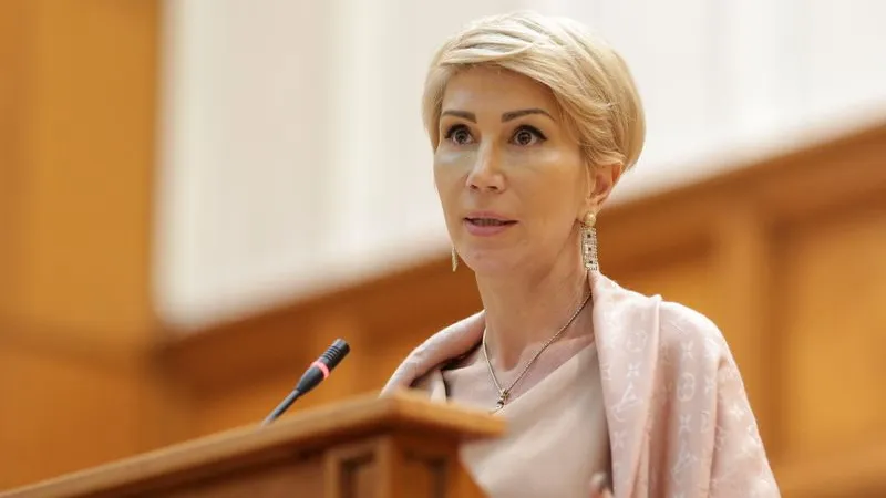 Ministrul Muncii: Sunt bugetari care adaugă la salariu sporuri de 85%. Foto Inquam Photos.