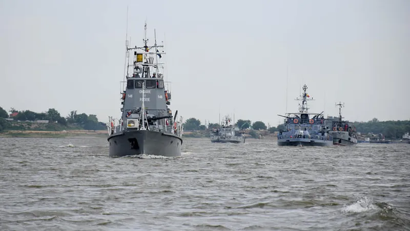 Grupul Fluvial - Foto: Facebook MApn