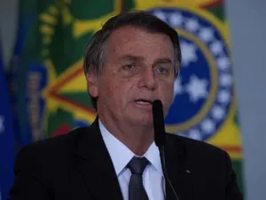 Starea lui Jair Bolsonaro se îmbunătăţeşte, dar el va mai sta câteva zile în spital / Guardian