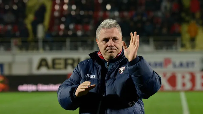 Marius Șumudică - Foto: INQUAM Photos/Bogdan Dănescu