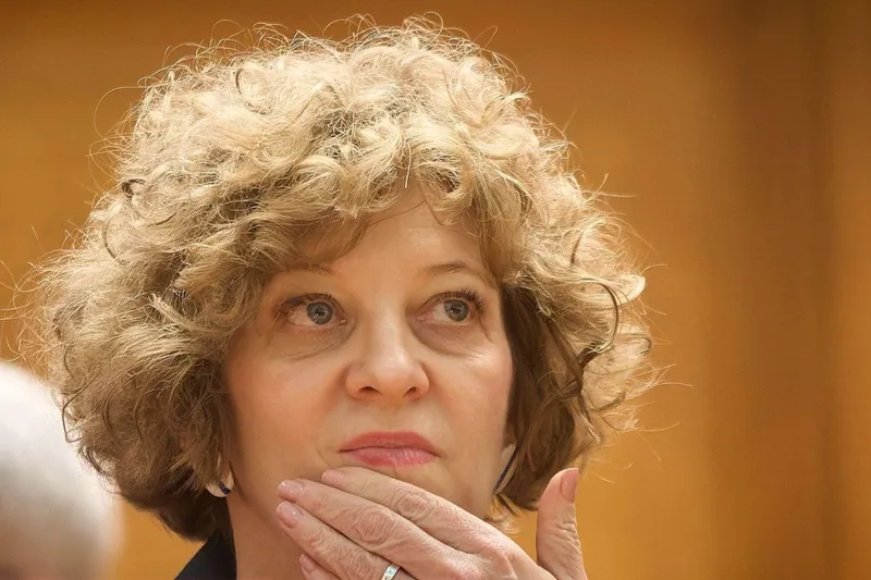 Oana Gheorghiu, responsabila cu reforma companiilor de stat - Foto: Profimedia Images