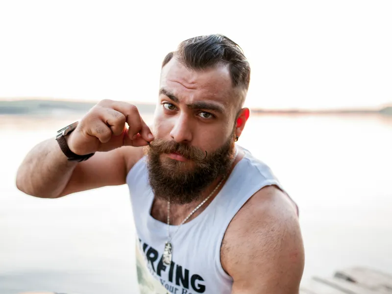 Un bărbat a găsit rețeta „succesului”? Este întreținut „ normă întreagă” de 15 femei bogate  Foto: Freepik (fotografie cu caracter ilustrativ)