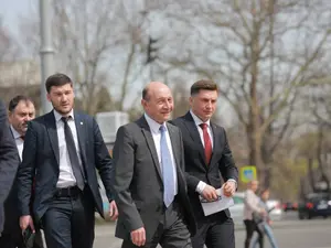 Traian Băsescu știe câte ceva despre guvernări/FOTO: Facebook.com