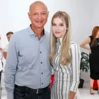 Hissam Hussein Dehaini, primar al localității Aracauria, din Brazilia, s-a căsătorit cu Kauane Rode Dehaini, 16 ani Foto: Facebook