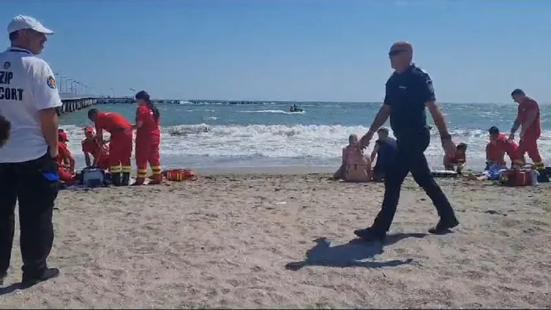 Se fac manevre de resuscitare Foto: Ziua de Constanța