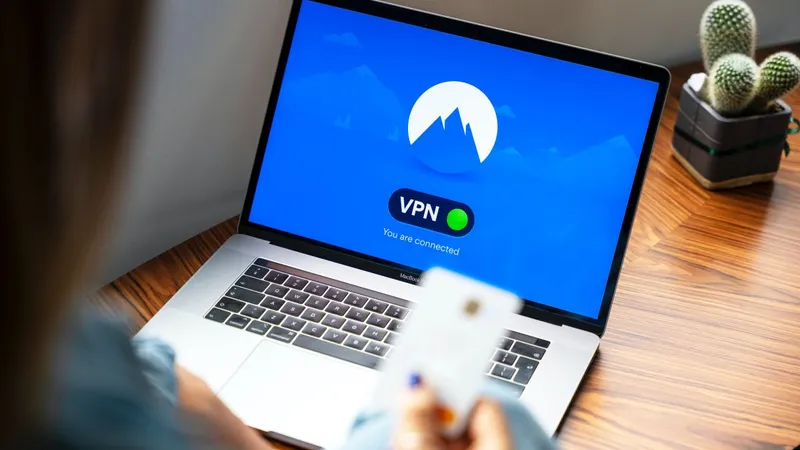 Hackeri proruşi au atacat site-urile Preşedinţiei, Guvernului şi MAE - Foto: Unsplash/Petter Lagson