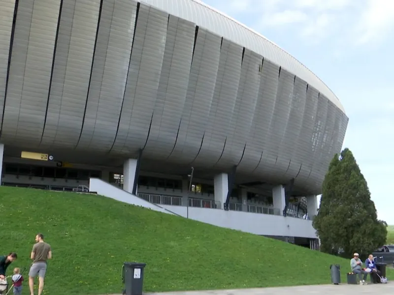 Autoritățile dintr-un oraș al României au decis să transforme un stadion într-un mall. Motivul Foto: Observatorul (fotografie cu caracter ilustrativ)