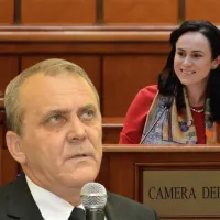 Primarul din Mioveni și ministrul muncii - Foto: INQUAM PHOTOS / George Călin