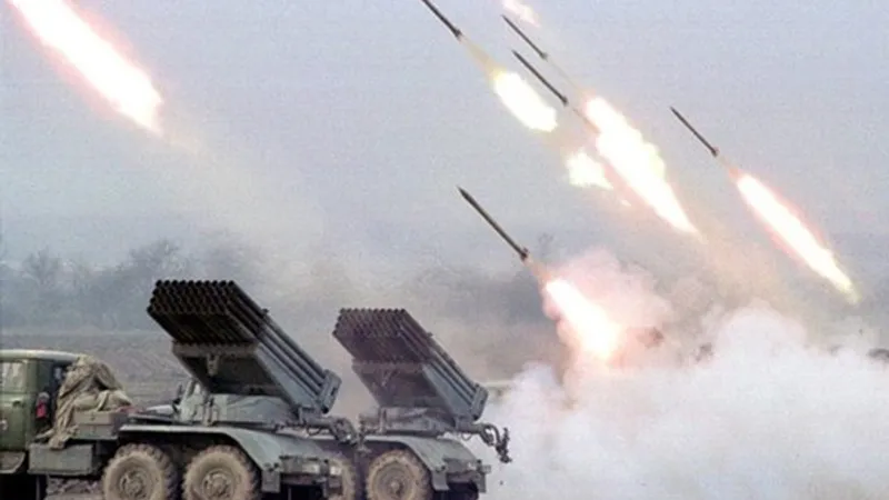 VIDEO Bombardamente brutale la Nikopol. Rușii au lansat 40 de rachete Grad MLRS asupra civililor/FOTO: Captura Youtube
