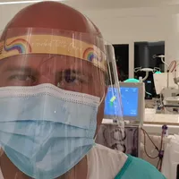 Emanuel Ungureanu într-un spital din Sicilia/FOTO: facebook.com