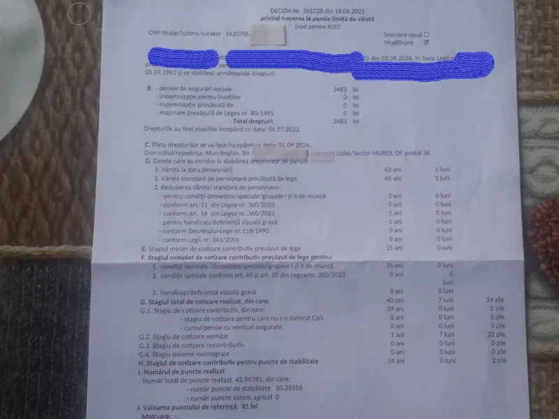 A trecut la o pensie limită de vârstă de 3.400 lei și a scăpat de 21% penalizare. Câți ani a muncit? - Foto: Freepik